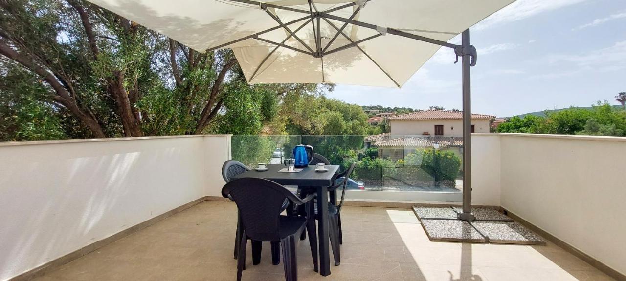 Appartamento Brigida Bilocale 2 Posti Vicino Al Centro San Teodoro  Exterior photo